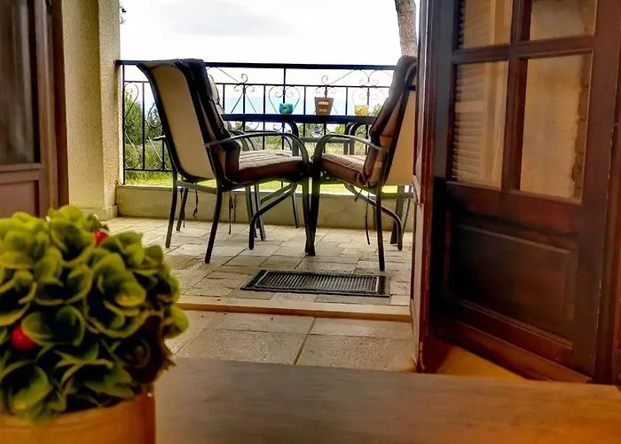 Golden Summer Apartment